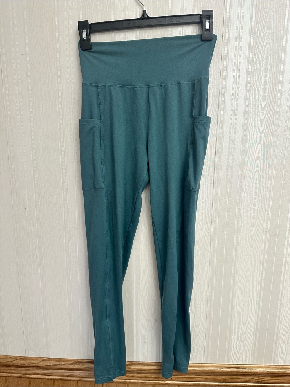 Amazon Essentials Teal High-Rise Pocket Leggings